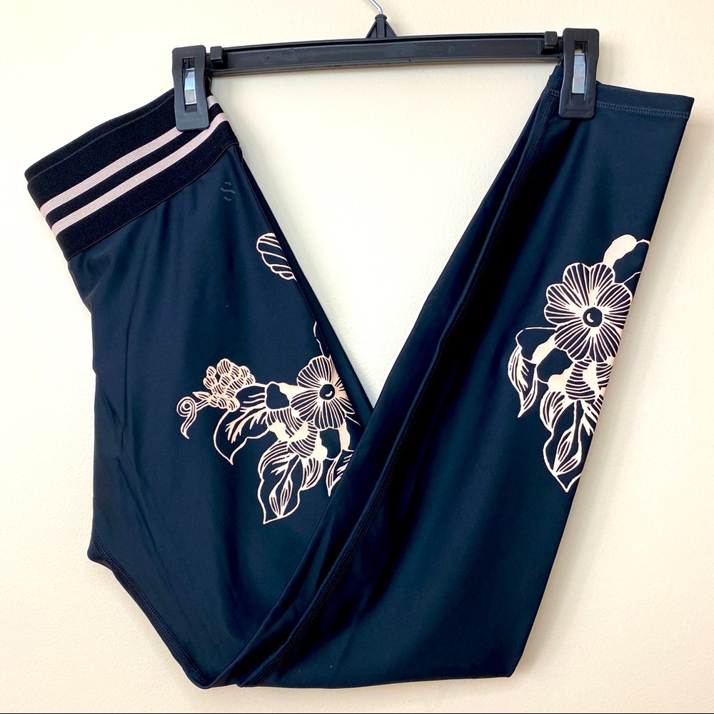 NWOT Designer H&M Sport Leggings, Size S